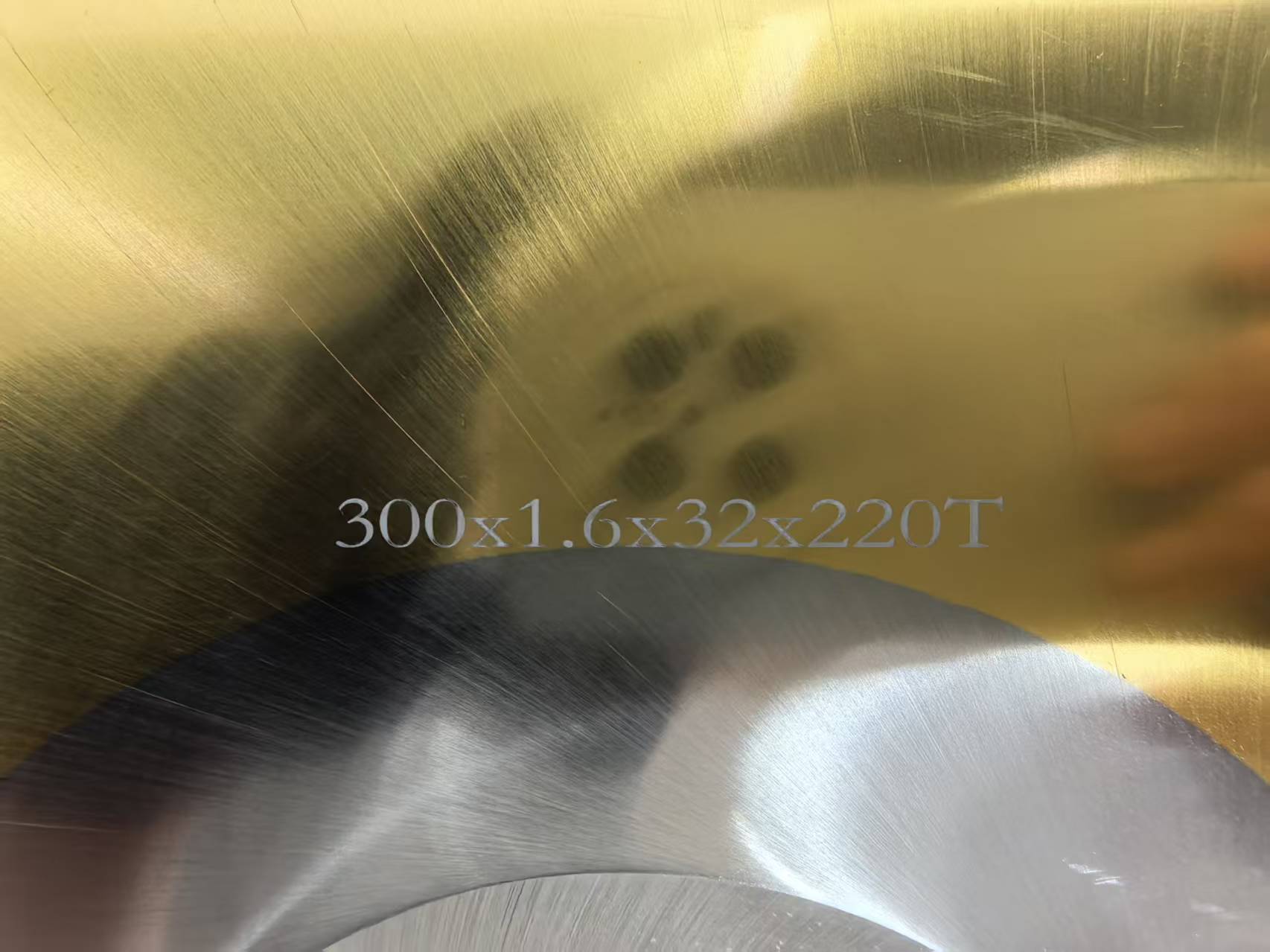 M42高速钢锯 фото 300&times;1,6&times;32&times;220T (4)