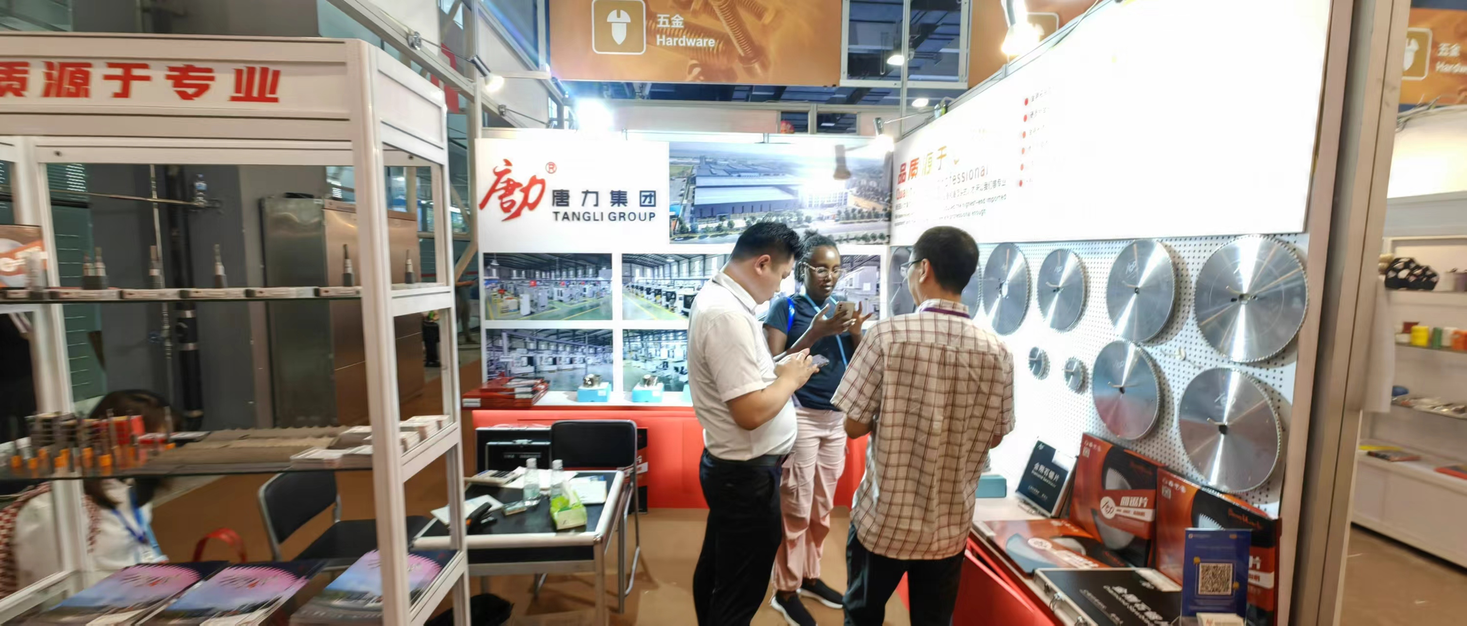 展会图片 Выставочная картина (22)