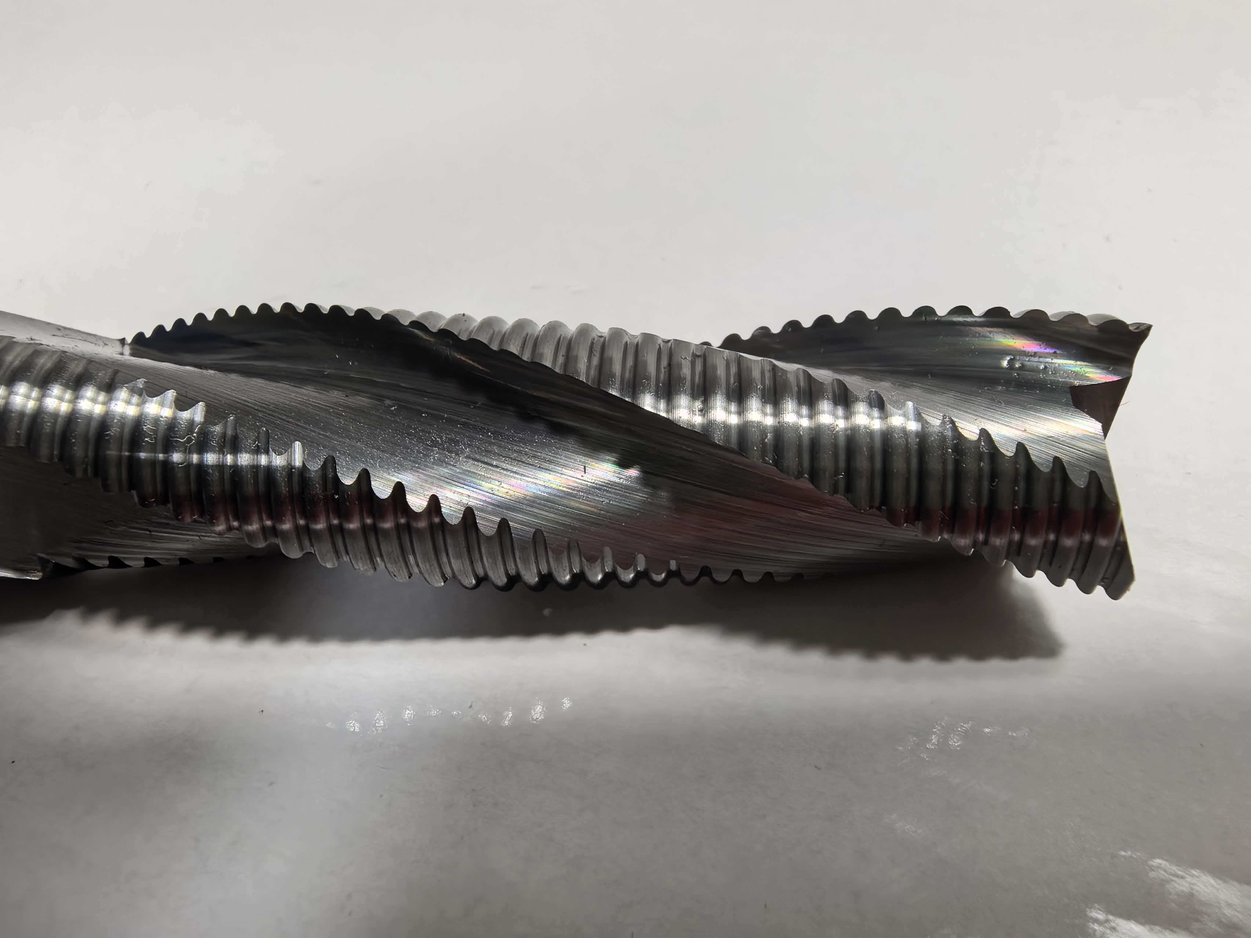 Твердосплавные концевые фрезы (черновая фреза)